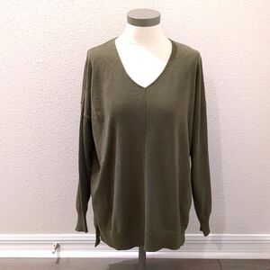 NWT Blu Pepper Olive Sweater